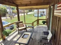 Charming bungalow in marvelous Parsons with AC Các khách sạn ở Parsons