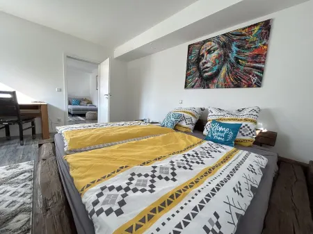 Gemütliche, Moderne 80qm Ferienwohnung, 10 Minuten von Pfaffenhofen Entfernt