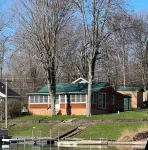 Newly Remodeled Cabin Steps from Sylvan Lake Hotels in Noble County