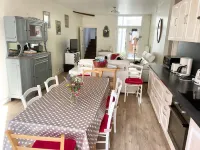 La Maison des Remparts - Gite Pour 8 Pers a Loches