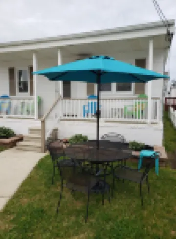 Adorable Ocean side cottage