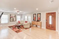 "Clean! CLEAN! !! Comfy! ! COMFORTABLE!!! ! BEST PLACE EVER FIVE STARS!!