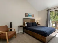 Prime Location Townhouse in EagleVail, perfect for Ski and Summer vacations Hotels in Eagle-Vail