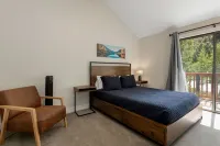 Prime Location Townhouse in EagleVail, perfect for Ski and Summer vacations