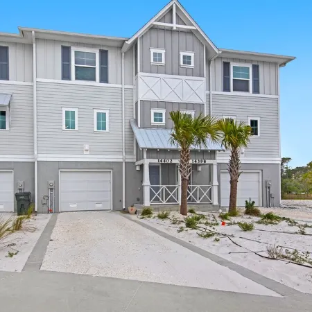 New Townhome with Private Beach Club