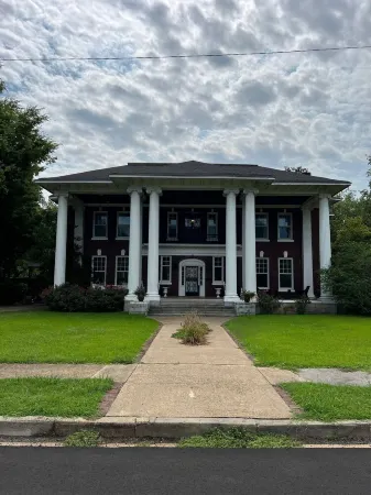 The Governors Mansion in Clarksdale Mississippi. A Step Back in Time