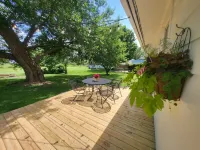 The Groveland Cottage