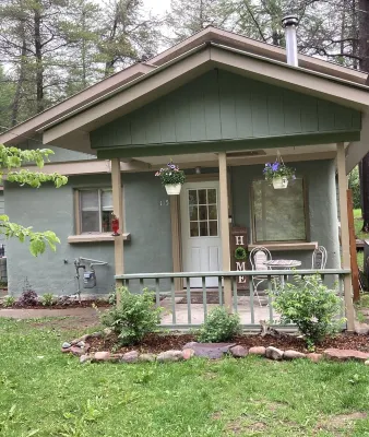 Glacier Getaway-4 Bedrooms - 11 miles from Glacier Park ザ・ループ・トレイルヘッド周辺のホテル