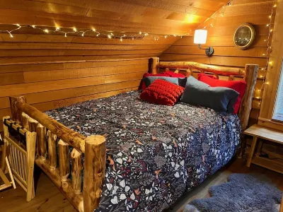 Mountain View Cabin - Best Night's Sleep at Greek Peak! Hotels in der Nähe von Greek Peak Mountain Resort
