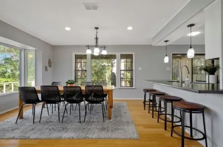 Your Private Lakefront Retreat