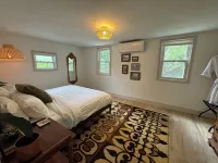 Architectural Gem - Catskill Chalet, Hot Tub, Wraparound Deck on 6 Acres Hotels in Callicoon