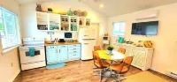 Lake View Cottage