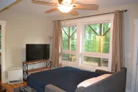 High Windy is a Ridge-Top Nature Retreat Minutes from Asheville (pet friendly) Hotels near Charles D Owen Park
