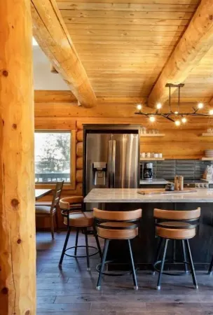 New Build Modern Log Cabin in the Heart of Pine on 2 acres of secluded Forest Отели в г. Пайн