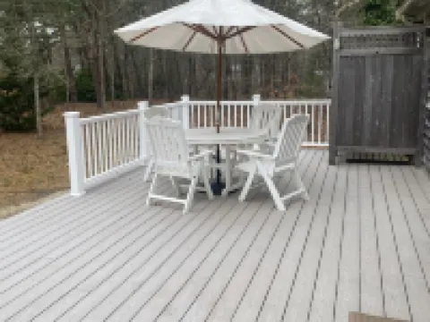 Cape Cod Cottage Retreat 伊斯特姆酒店