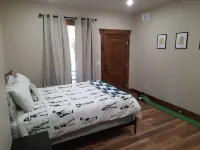 Tranquil Treasure House tucked in the trees of Terrace Lakes golf resort w/ pool