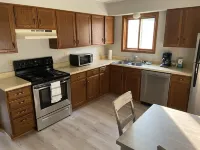 Comfortable suite, great location, easy access to Lake Superior! Hotel a Washburn