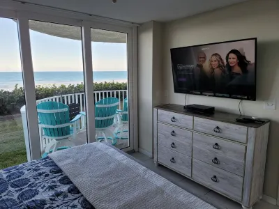 Beautiful ocean view and on the beach. Hotels in der Nähe von Irene H. Canova Park