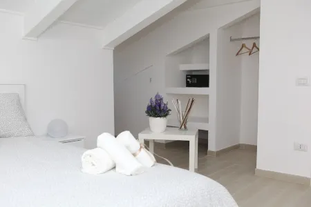 Rosy House - Hospitality Отели в г. Пимонте