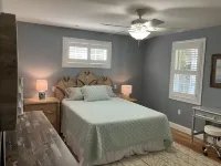 WALK TO VILLAGE LOCATION, NEW POOL, FAMILY COMPOUND!