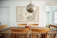 Updated Leelanau home nestled bt Suttons Bay & West Bay, 3 min walk to 2 beaches
