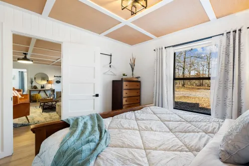 Secluded Cottage on 52 Acres - -30 Min from Hochatown