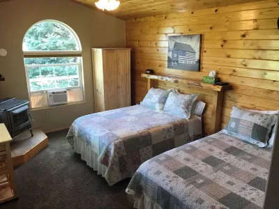 Cozy Swan Valley Cabin - Rice Paddy
