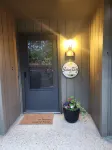Newly renovated, Enjoy the beautiful Fall Weather in the South!!