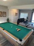 Lakeside Vibes- Relaxed 3 bdrm, view home - Lake Tapps- Pool Table - Corn hole-