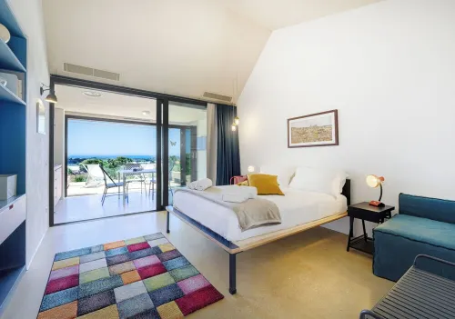 New: Wonderful villa with sea view, infinity pool, padel court