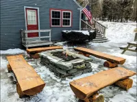 Cozy 3br condo @West Dover Vt. Heated pool, tennis, pickleball and pool table.
