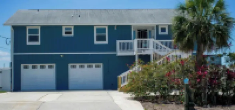 Private waterfront retreat with pool & 40 foot dock