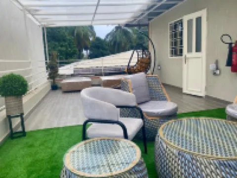 Scarlett Apartments Hotels in Monrovia