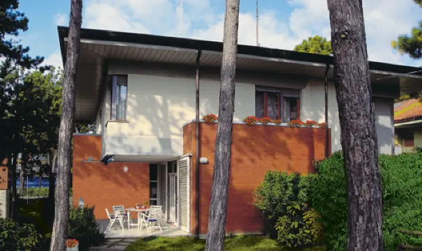 Centric Villa in Lignano Pineta