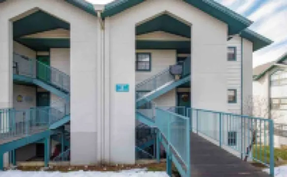Tranquility with perfect location. Walk in unit NO STAIRS Golf course view