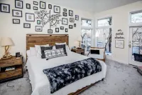 Luxury State Park Getaway with Lake Access and Dock & Gym