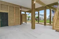 Private Beach Access, Hot Tub, Great Location, Golf Cart Onsite!