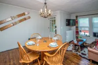 Base Camp Gorham Center - Lovely 2-Bed Hotel a Gorham