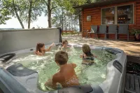 Premier Location on Crosslake - Hot Tub - Great for Families or Adults!