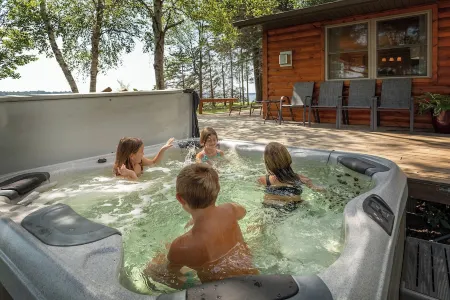 Premier Location on Crosslake - Hot Tub - Great for Families or Adults!