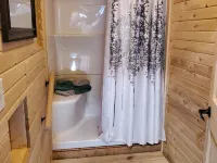 Cozy Northwoods Mini Cabin..... SAUNA/HOT TUB ATV/SNOWMOBILE TRAILS Hotels in Forest County