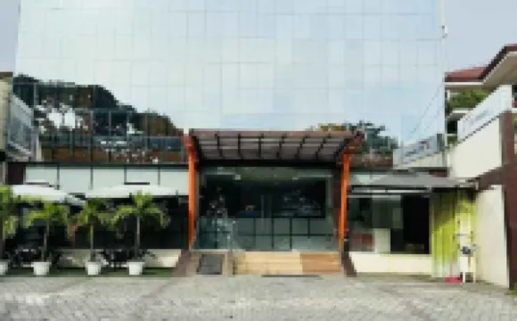 SJ Mansion Hotel Hotel di Occidental Mindoro