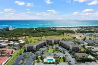 2/2 Condo Steps from the Beach