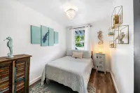 Private Oasis • 1 Mile to Beach • Heated Pool