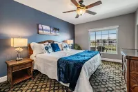 Condo with Breathtaking Views on Water Park & 4 Free Passes, 4min Walk to Beach