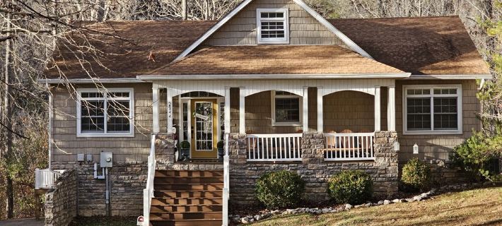 Welcome to Hidden Haven – A Spacious Lakeside Retreat Hotels in Wayne County