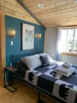 Cozy Cabin near Casino, Downtown Hotels near Bristol Station Brews & Taproom