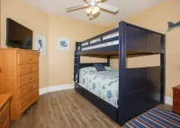 Great Views! Spacious 3B/3Ba sleeps 11, Lazy River, Mini Golf,  many amenities. - 按摩浴池