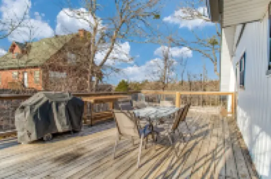 The Barrel House on Lake Texoma