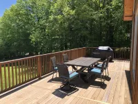 "New Home" Idyllic  Mt Views ,Pond & Horse farm views 2 min to Town